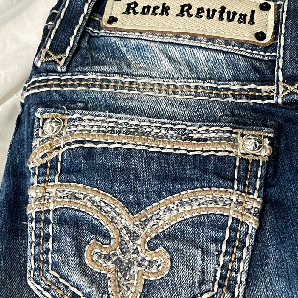 Rock Revival Crop Jeans